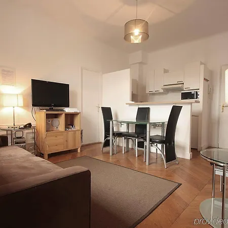 Apts Bridgestreet Opera Hotel